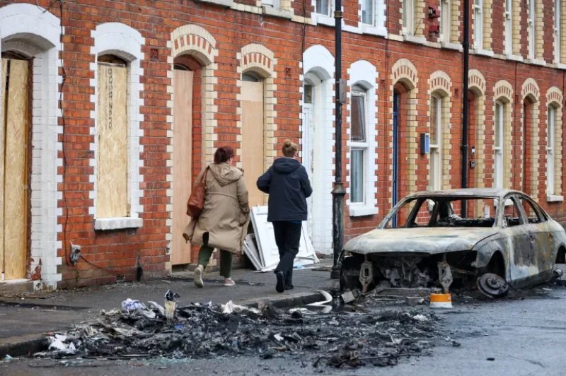 Violence erupts again in Northern Ireland as minister condemns ‘racist thuggery’