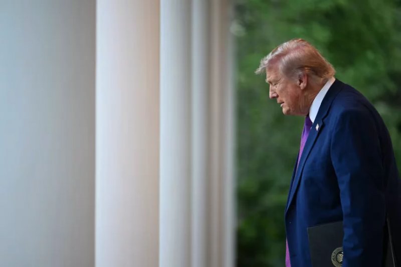 Why Trump is increasingly boxed in by his own party