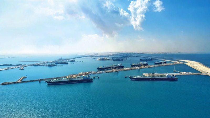 First empty Qatari LNG ship enters Persian Gulf since war began