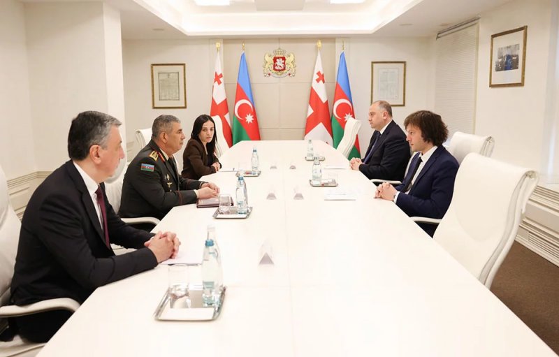 Azerbaijan defence minister, Georgia PM discuss cooperation in Tbilisi