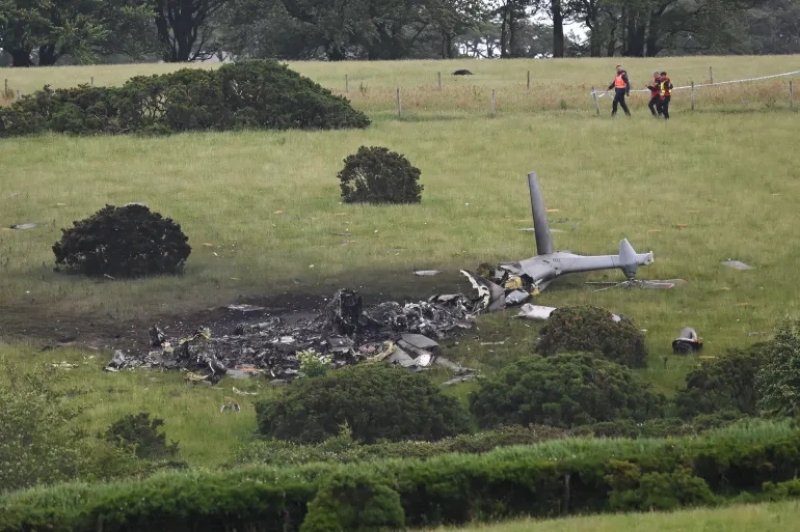 Three British sailors killed in helicopter crash in England