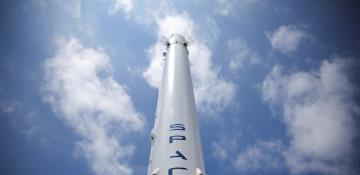 SpaceX sets aside 5% of IPO shares for selected buyers, waives lock-up 