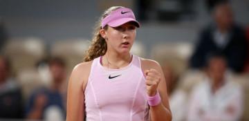 Mirra Andreeva storms into French Open semifinals -  VIDEO 
