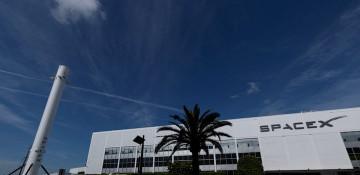 Banks set to rake in $500M from historic SpaceX public debut
