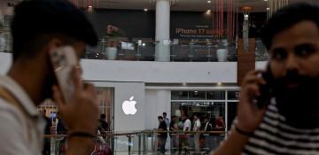 Apple agrees to hand over India financials in antitrust case