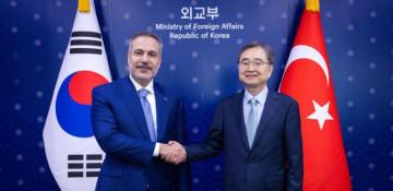 Turkish and South Korean foreign ministers meet in Seoul
