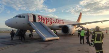 Pegasus flight evacuated after power bank emits smoke -  VIDEO 