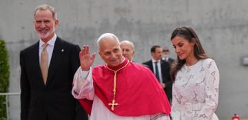 Pope Leo starts Spain visit -  VIDEO 