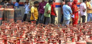 India raises LPG prices again amid energy surge