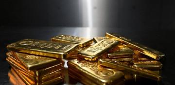 Gold extends losses on US interest rate-hike fears 
