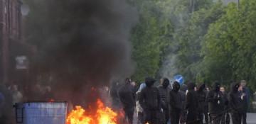 UK to tighten immigration checks along Irish border after Belfast unrest