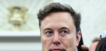 SpaceX IPO makes Musk first trillionaire (World)