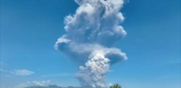 Three volcanoes erupt in eastern Indonesia