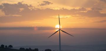 World's 1st wind-powered underwater data center launched in China