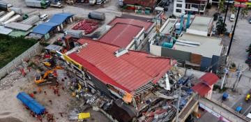 Philippines earthquake death toll climbs to 61