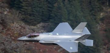 Why is Finland buying U.S. GBU-53 SDB II Glide bombs for its F-35 fighter jets?