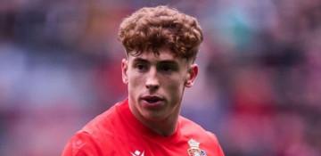 Liverpool close deal for Osasuna winger Victor Munoz