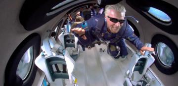 How much does space tourism cost and how do the first commercial flights work?