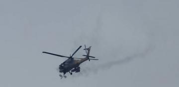 US Apache helicopter crashes near Strait of Hormuz, pilots safe -  VIDEO  (World)