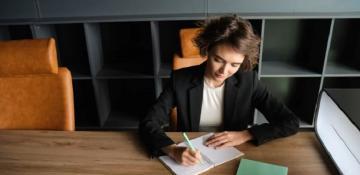 How to write a business letter: Format, structure, and professional tips