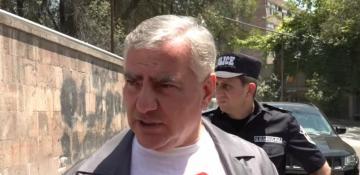 Karapetyan escalates challenge, demands election rerun and Pashinyan’s removal