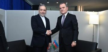 Azerbaijan and Iran FM discuss matters over phone
