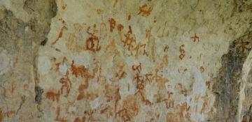 Nearly 100 prehistoric figures discovered in painted cave in Türkiye’s Tohma Canyon