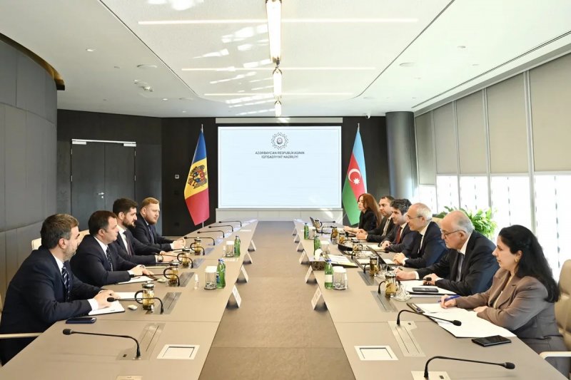 Azerbaijan deepens economic ties with Moldova