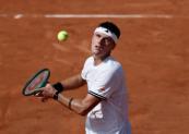 Mensik beats Fonseca to reach French Open semi-finals