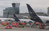 Lufthansa technicians hurt as gear collapses at Frankfurt Airport