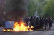 UK to tighten immigration checks along Irish border after Belfast unrest
