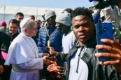 Pope renews support for migrants during Canary Islands visit