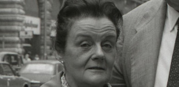 Clare Hollingworth: British war correspondent dies aged 105