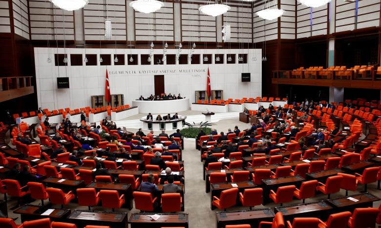 Turkey's parliament votes in favor of constitutional reform in first round