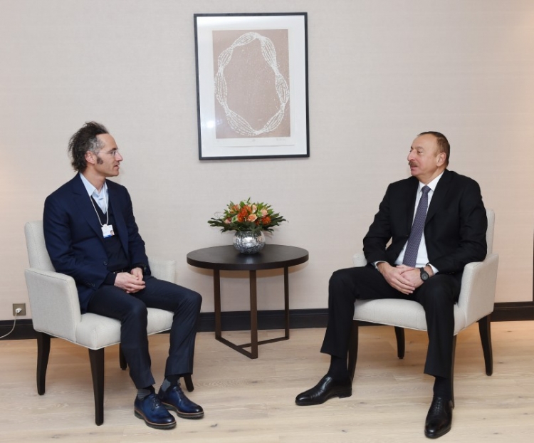 President Ilham Aliyev meets with Palantir CEO in Davos