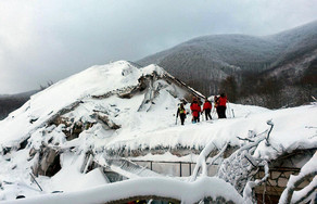 Italy avalanche death toll reaches 18