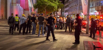Six injured in market attack near Tel Aviv