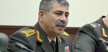 Zakir Hasanov holds consultation at Central Command Post of Armed Forces