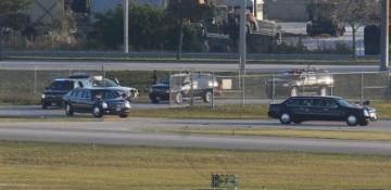 Rock thrown at Donald Trump's motorcade in Florida