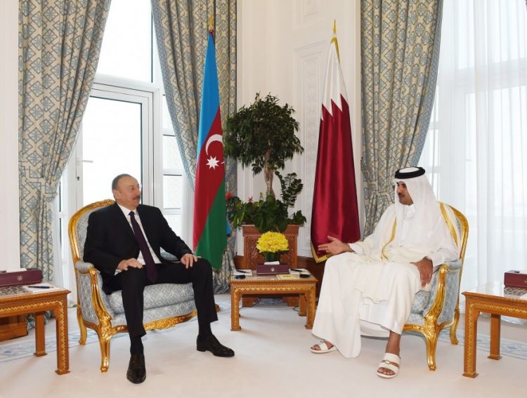 President Ilham Aliyev meets with Emir of Qatar