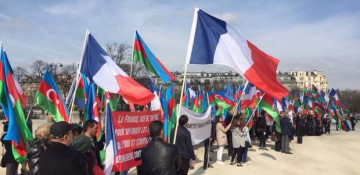 Rally in support of Azerbaijani president held in Paris - PHOTOS