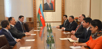Azerbaijan, Italy discuss bilateral bonds