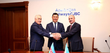 Azerbaijan, Uzbekistan to expand railway co-op 