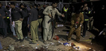 Bomb near mosque in northwest Pakistan kills at least 22, wounds dozens