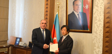 Incoming Japanese Ambassador presents copy of his credentials to Azerbaijan`s FM