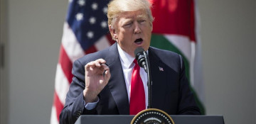 Trump: Suspected Syrian chemical attack crossed lines