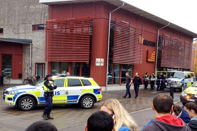 Sweden police say one man arrested after Sweden truck attack