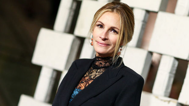 Julia Roberts named world's most beautiful woman by People magazine