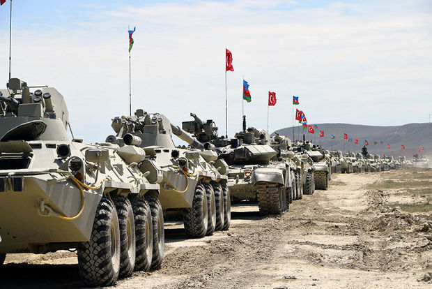 High-ranking military officials observe Azerbaijani-Turkish joint exercises 