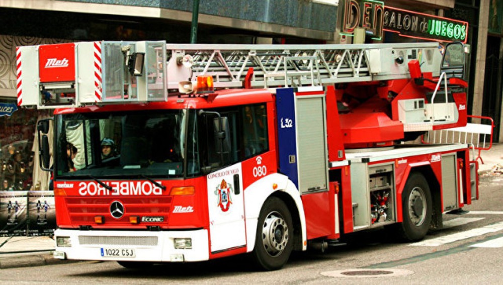 Chemical factory fire injures 15 in Madrid